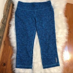 Reebok Crop Leggings womens   Size Large